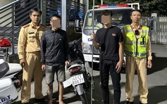 Vác hung khí dài 3 m đi đánh nhau, 2 người bị CSGT truy bắt trong đêm