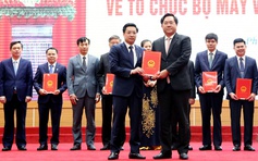 Công bố 15 giám đốc sở, ngành tỉnh Phú Thọ