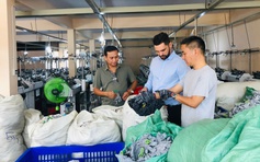 Lập nghiệp ở TP.HCM: Doanh nhân xứ Nghệ đưa găng tay Việt ra thế giới