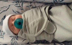 Em bé 'lớn tuổi nhất thế giới' chào đời từ phôi thai đông lạnh năm 1994