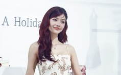 Á hậu Kiều Loan thừa nhận chưa tốt nghiệp đại học