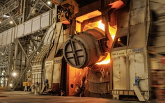 Khai lò thổi số 2, 'vua thép Việt' chuẩn bị xuất xưởng các loại thép chuẩn cao nhất thế giới