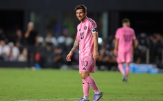 Messi có hành động cực lạ gây lo lắng, điều gì đã xảy ra?