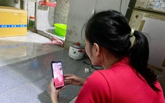 Chuyện cảm động của những cha mẹ xa con vì gánh nặng mưu sinh