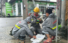 Người Viettel trắng đêm khắc phục sự cố, giữ thông tin liên lạc cho khách hàng