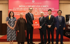 Chung dòng máu Lạc Hồng: Kiều bào và khát vọng phát triển đất nước