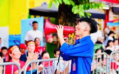 Người trẻ 'cháy' hết mình cùng đại lễ A80