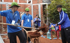 Xây 'Nhà thanh niên' cho người dân vùng biên giới
