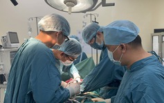 Tiểu khó, tiểu gắt, đi khám phát hiện hẹp niệu đạo dương vật