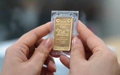Giá vàng miếng SJC tiến sát mức kỷ lục, tăng 40 triệu tính từ đầu năm tới nay