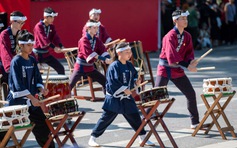 Cảnh sát 7 nước tạo nên đại nhạc hội bên hồ Hoàn Kiếm