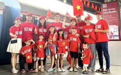 Quốc ca vang lên trên chuyến tàu bắc - nam đúng thời khắc đại lễ Quốc khánh