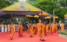 Nét đẹp mùa Vu lan tại Hoa viên Bình Dương