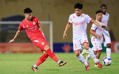 Quang Hải ghi siêu phẩm, CLB CAHN đánh bại đội Hải Phòng: Chiếm ngôi đầu mãn nhãn