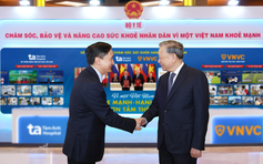 Bệnh viện Tâm Anh giới thiệu dàn robot khủng tại tòa nhà Quốc hội