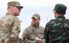 Sĩ quan Mỹ bất ngờ xuất hiện tại tập trận chung Nga-Belarus