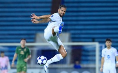 HLV Vũ Hồng Việt nói điều rất bất ngờ, vẫn 'chê' Nam Định ở một điểm...