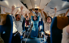 ‘Tử chiến trên không’: 118 phút nghẹt thở không lối thoát