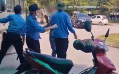 3 bảo vệ hành hung tài xế xe ôm trước cổng bệnh viện ở Lào Cai