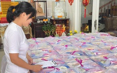 Cô gái Mỹ Tho kế nghiệp cha với 'cuốn bí kíp' giữ hồn bánh trung thu gia truyền