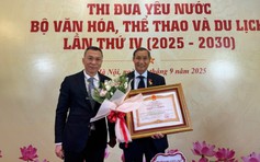 HLV Mai Đức Chung nhận danh hiệu Anh hùng Lao động: ‘Tôi rất cảm động và hạnh phúc’