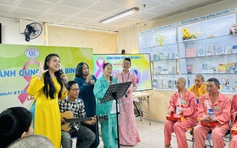 'Trung thu yêu thương' - món quà tinh thần cho những chiến binh K