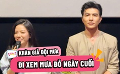 'Mưa đỏ' ngày cuối ra rạp, dàn diễn viên xúc động ở lại đến nửa đêm xem cùng khán giả