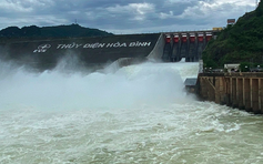 20 giờ hôm nay thủy điện Hòa Bình xả lũ