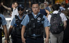 Tổng thống Trump quyết 'dọn dẹp' Chicago