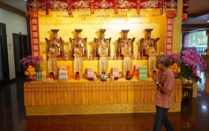 Vu lan 2025: Phật tử tề tựu về chùa Việt Nam Quốc Tự, Vĩnh Nghiêm, Pháp Hoa