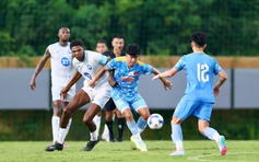 Lịch thi đấu đội tuyển Việt Nam hôm nay: Nếm thử 'món cocktail' của ông Polking