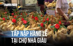 'Chợ nhà giàu' tấp nập người sắm lễ ngày rằm tháng 7