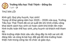 Nhà trường xin lỗi vì chiếu danh sách học sinh khó khăn lên màn hình khi khai giảng