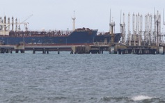 Mỹ trừng phạt doanh nghiệp, tàu chở dầu Trung Quốc liên quan Venezuela