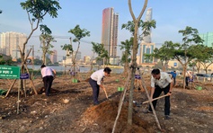 TP.HCM ra quân trồng 200 cây xanh dọc sông Sài Gòn