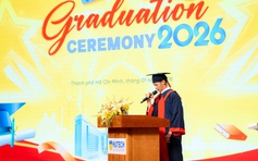 Vượt nghịch cảnh, nam sinh công nghệ thông tin tốt nghiệp loại giỏi gây xúc động