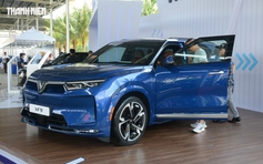 Các hãng xe rầm rộ giảm giá, tiêu thụ ô tô tại Việt Nam lập kỷ lục