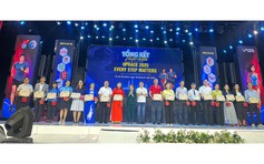 Đặt mục tiêu trao 8.000 suất học bổng cho học sinh, sinh viên vùng biển đảo