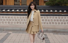 Diện chân váy ngắn vào mùa lạnh theo cách thật thời trang