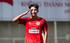 Chàng cảnh sát tương lai và ước mơ thành cầu thủ chuyên nghiệp