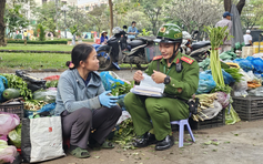 TP.HCM lập lại trật tự vỉa hè khu chợ tự phát: Vì an toàn người dân