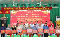 Xã Củ Chi tổ chức chương trình vui xuân, chăm lo gia đình chính sách