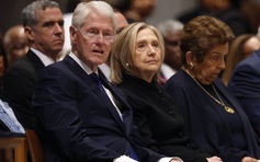 Vợ chồng ông Clinton đối mặt tội danh khinh thường quốc hội về vụ Epstein