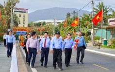 Đặc khu Côn Đảo khánh thành đường cờ, đường hoa trong dịp đặc biệt