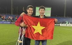 HLV Kim nghẹn ngào nhắc đến Hiểu Minh và tấm thẻ đỏ của Đình Bắc: U.23 Việt Nam cho tôi nhiều cảm xúc