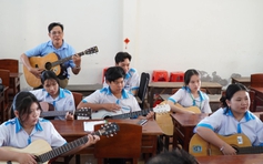 Độc đáo buổi học thứ hai ở Trường THPT Đầm Dơi