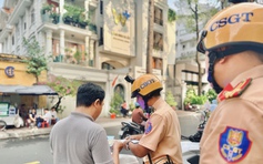 Lỗi đi ngược chiều, đi sai làn: Vì sao người bị phạt 700.000 đồng, người mất 5 triệu?