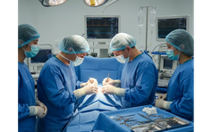 Sở GD-ĐT TP.HCM khuyến cáo giáo viên, học sinh về phẫu thuật thẩm mỹ