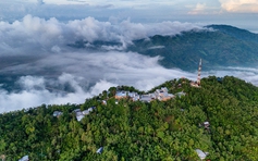 Về miền Tây ăn tết 'trên mây'