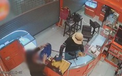 Cướp tiệm vàng, tay súng lấy đi hơn 2,2 kg vàng ở thủ đô Bangkok